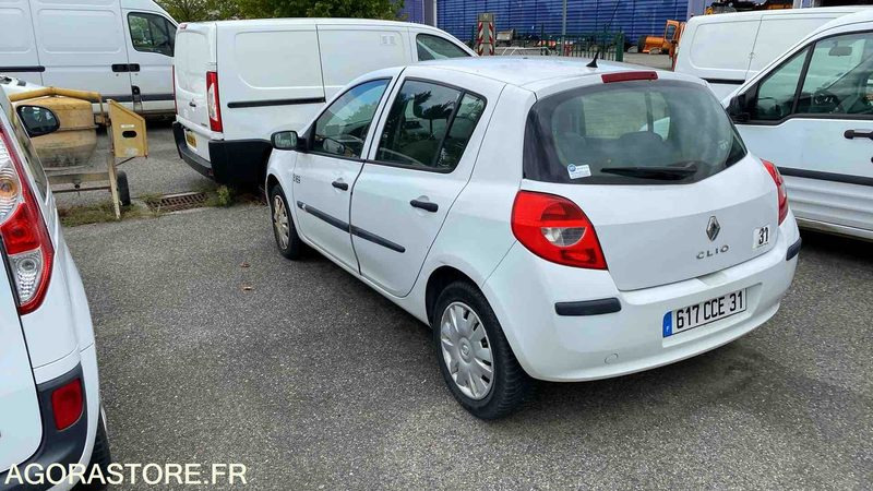 RENAULT CLIO - 2007 - 209285KM - Automobil: Foto 3 RENAULT CLIO - 2007 - 209285KM - Automobil: Foto 3