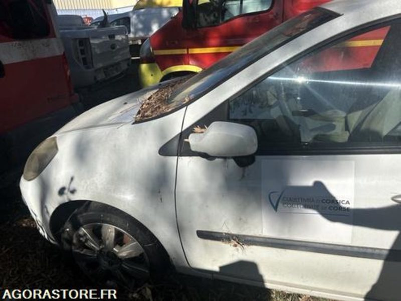 RENAULT CLIO - 2008 - 260000KM - 3664GX2A - Automobil: Foto 5 RENAULT CLIO - 2008 - 260000KM - 3664GX2A - Automobil: Foto 5