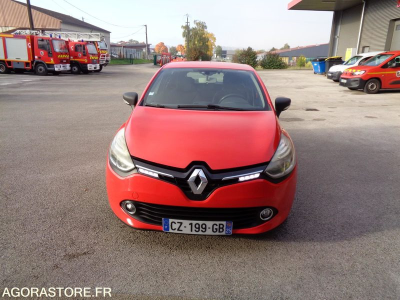 RENAULT CLIO 4 CZ.199.GB - Automobil: Foto 1 RENAULT CLIO 4 CZ.199.GB - Automobil: Foto 1