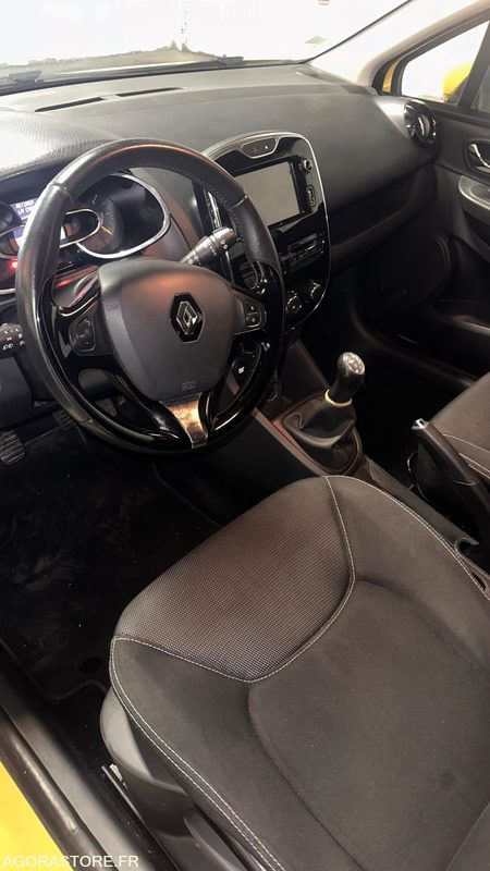 RENAULT ClIO IV 5 Portes 1.5 DCI FAP ECO2 S&S 75 CV - 2P013 - 231 897km - Automobil: Foto 5 RENAULT ClIO IV 5 Portes 1.5 DCI FAP ECO2 S&S 75 CV - 2P013 - 231 897km - Automobil: Foto 5