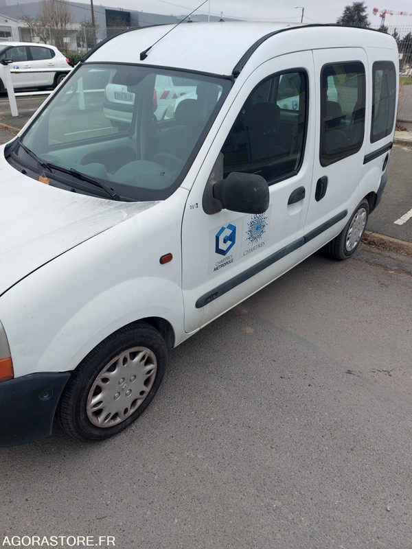 RENAULT KANGOO - 2000 - 119 023KM - NON ROULANT - Autoutilitară compactă: Foto 1 RENAULT KANGOO - 2000 - 119 023KM - NON ROULANT - Autoutilitară compactă: Foto 1