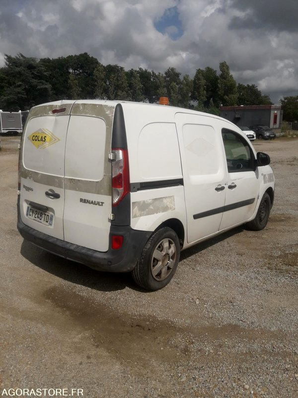 RENAULT KANGOO - 2013 / 274278 KM (CY291BJ) - Autoutilitară compactă: Foto 5 RENAULT KANGOO - 2013 / 274278 KM (CY291BJ) - Autoutilitară compactă: Foto 5