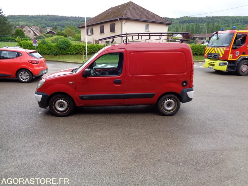 RENAULT KANGOO 5270ZF25 - Autoutilitară compactă: Foto 3 RENAULT KANGOO 5270ZF25 - Autoutilitară compactă: Foto 3