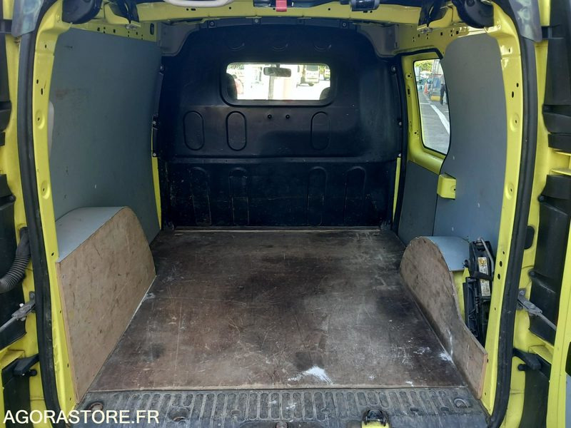 RENAULT KANGOO DCI70 (FR0112) - Autoutilitară compactă: Foto 5 RENAULT KANGOO DCI70 (FR0112) - Autoutilitară compactă: Foto 5