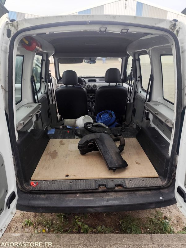 RENAULT KANGOO ESSENCE - Autoutilitară compactă: Foto 2 RENAULT KANGOO ESSENCE - Autoutilitară compactă: Foto 2