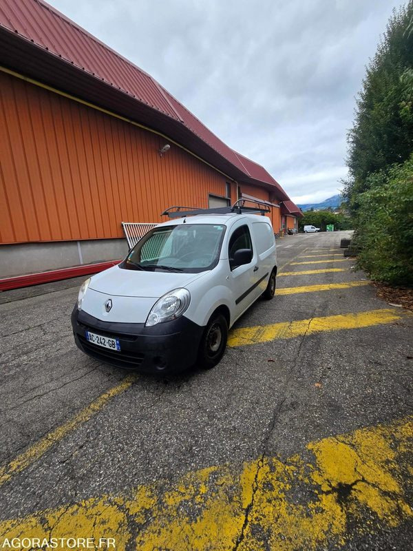 RENAULT KANGOO - Autoutilitară compactă: Foto 3 RENAULT KANGOO - Autoutilitară compactă: Foto 3