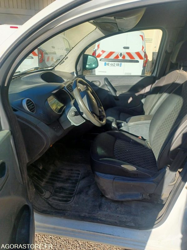 RENAULT KANGOO - REF SCP/976 - Autoutilitară compactă: Foto 4 RENAULT KANGOO - REF SCP/976 - Autoutilitară compactă: Foto 4
