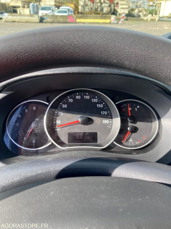 Autoutilitară compactă RENAULT KANGOO diesel - Année 2017 - 330 000 km: Foto 11