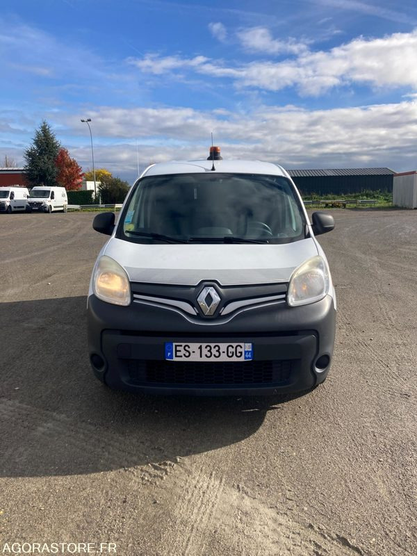RENAULT KANGOO diesel - Année 2017 - 330.000 km - Autoutilitară compactă: Foto 2 RENAULT KANGOO diesel - Année 2017 - 330.000 km - Autoutilitară compactă: Foto 2