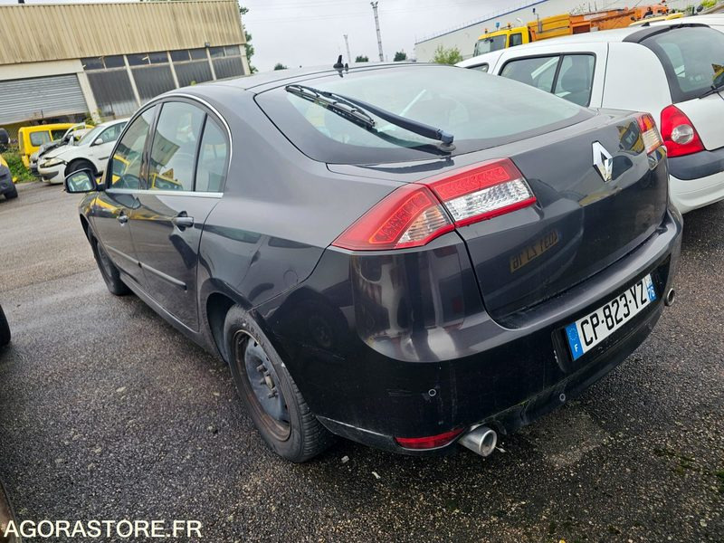RENAULT LAGUNA - 2013 - 284237km - CP823YZ - Automobil: Foto 4 RENAULT LAGUNA - 2013 - 284237km - CP823YZ - Automobil: Foto 4