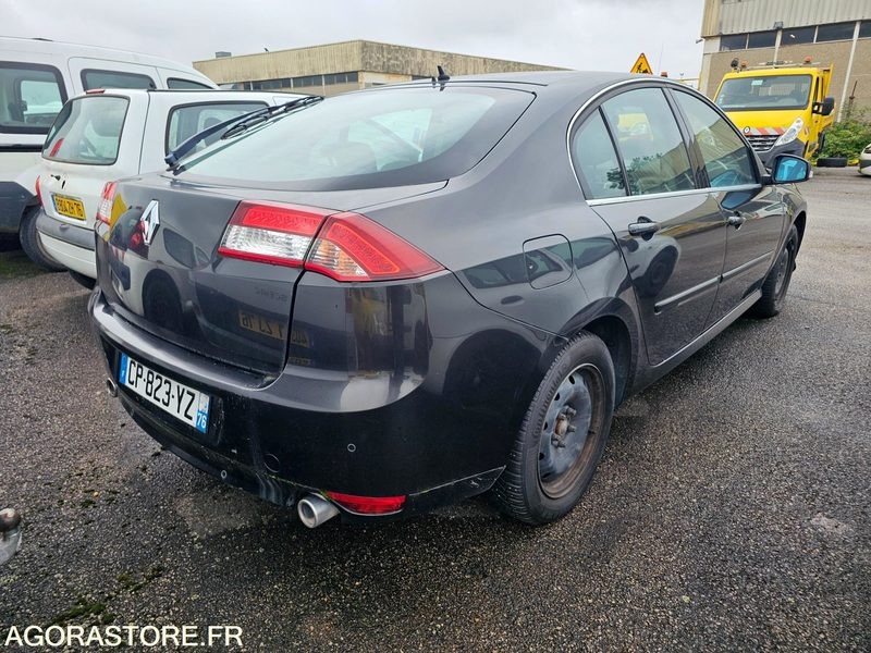 RENAULT LAGUNA - 2013 - 284237km - CP823YZ - Automobil: Foto 3 RENAULT LAGUNA - 2013 - 284237km - CP823YZ - Automobil: Foto 3