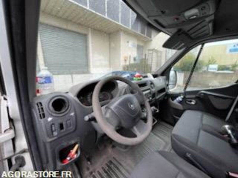 RENAULT MASTER - 2010 - 108520 kms - Dubă: Foto 5 RENAULT MASTER - 2010 - 108520 kms - Dubă: Foto 5