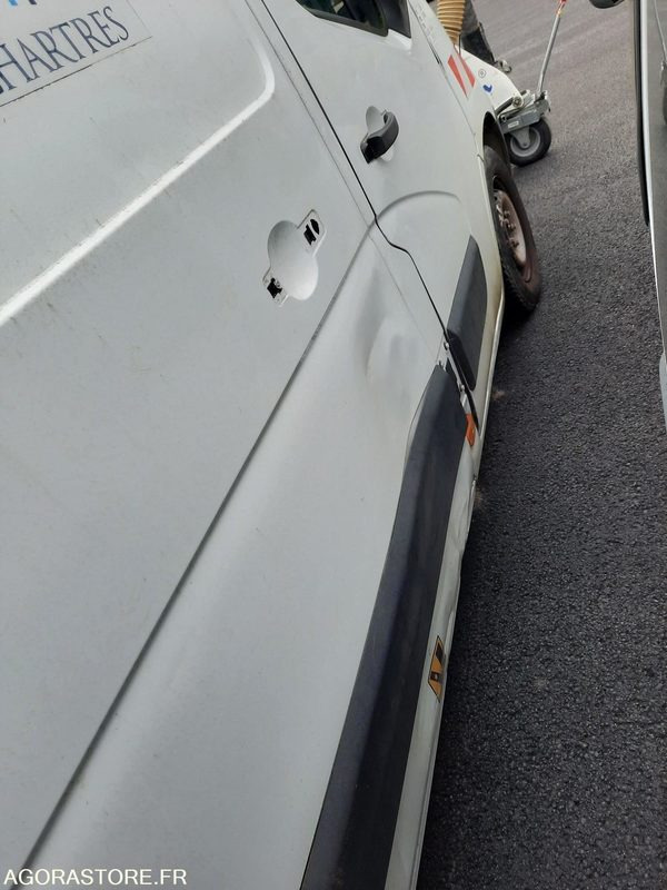 RENAULT MASTER - 2013 - 50449KM - Dubă: Foto 2 RENAULT MASTER - 2013 - 50449KM - Dubă: Foto 2