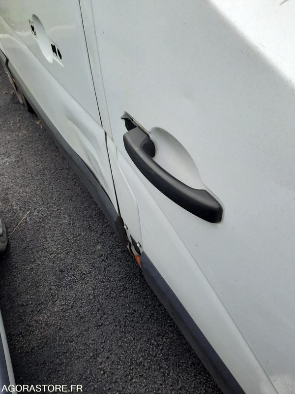 RENAULT MASTER - 2013 - 50449KM - Dubă: Foto 3 RENAULT MASTER - 2013 - 50449KM - Dubă: Foto 3