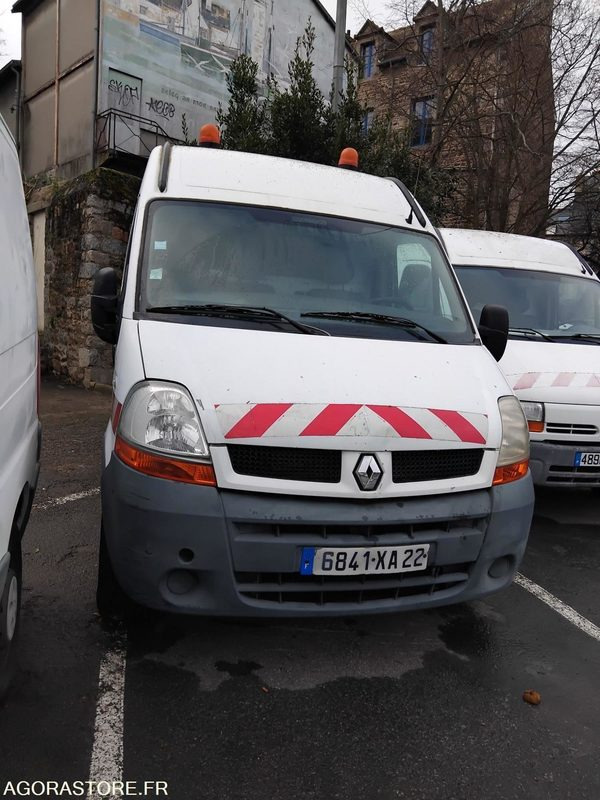 RENAULT MASTER II PHASE II -2.5DCi - 120cv - Dubă: Foto 2 RENAULT MASTER II PHASE II -2.5DCi - 120cv - Dubă: Foto 2