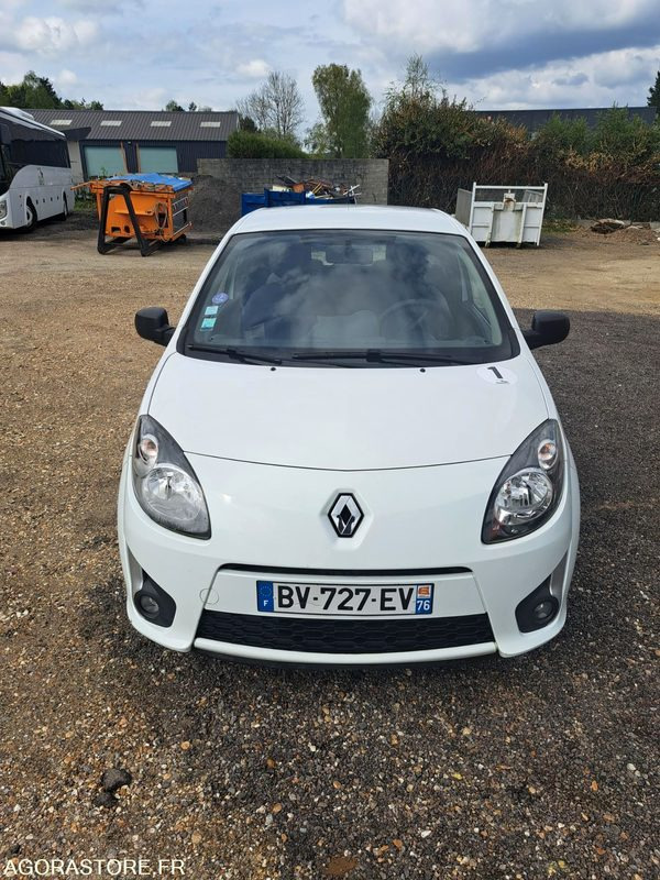 RENAULT TWINGO 92000KM 20/09/2011 - Automobil: Foto 3 RENAULT TWINGO 92000KM 20/09/2011 - Automobil: Foto 3