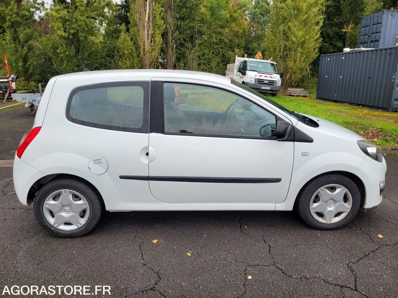 RENAULT TWINGO - DB-290-VQ - VIN VF1CNJ10550142907 - Automobil: Foto 4 RENAULT TWINGO - DB-290-VQ - VIN VF1CNJ10550142907 - Automobil: Foto 4