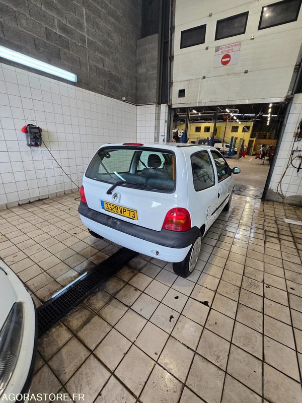 RENAULT TWINGO - Automobil: Foto 1 RENAULT TWINGO - Automobil: Foto 1