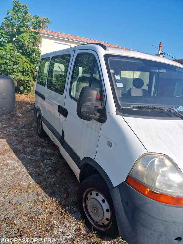Ranault Master II AUTOBUS/AUTOCAR 2.5 DCI 160545kms 2007 - Microbuz, Transport persoane: Foto 2 Ranault Master II AUTOBUS/AUTOCAR 2.5 DCI 160545kms 2007 - Microbuz, Transport persoane: Foto 2