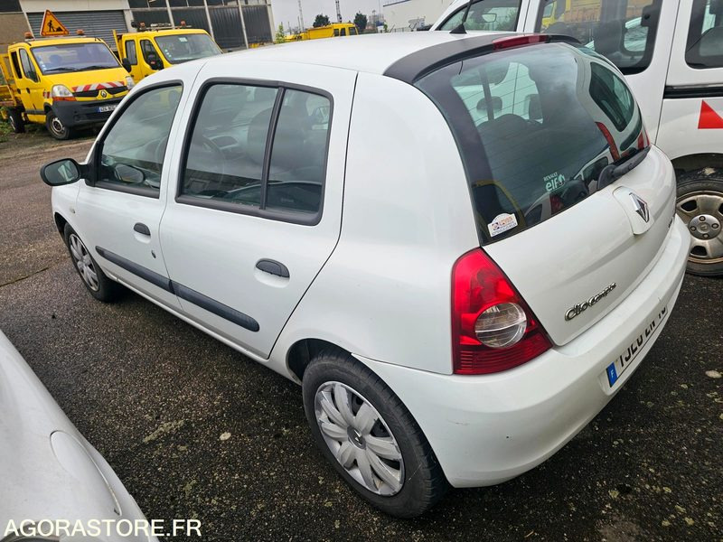 Renault Clio - 2007 - 301706km - 1920ZN76 - Automobil: Foto 4 Renault Clio - 2007 - 301706km - 1920ZN76 - Automobil: Foto 4