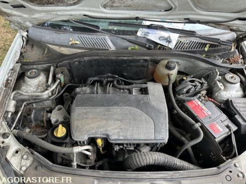 Automobil Renault Clio - 756BNJ57: Foto 14