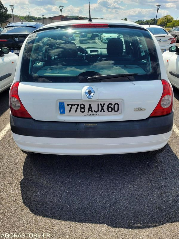 Renault Clio 778 AJX 60 - Automobil: Foto 3 Renault Clio 778 AJX 60 - Automobil: Foto 3
