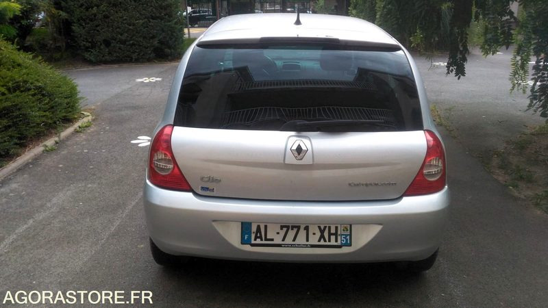 Renault Clio Campus 155254 kms 2010 - Automobil: Foto 3 Renault Clio Campus 155254 kms 2010 - Automobil: Foto 3
