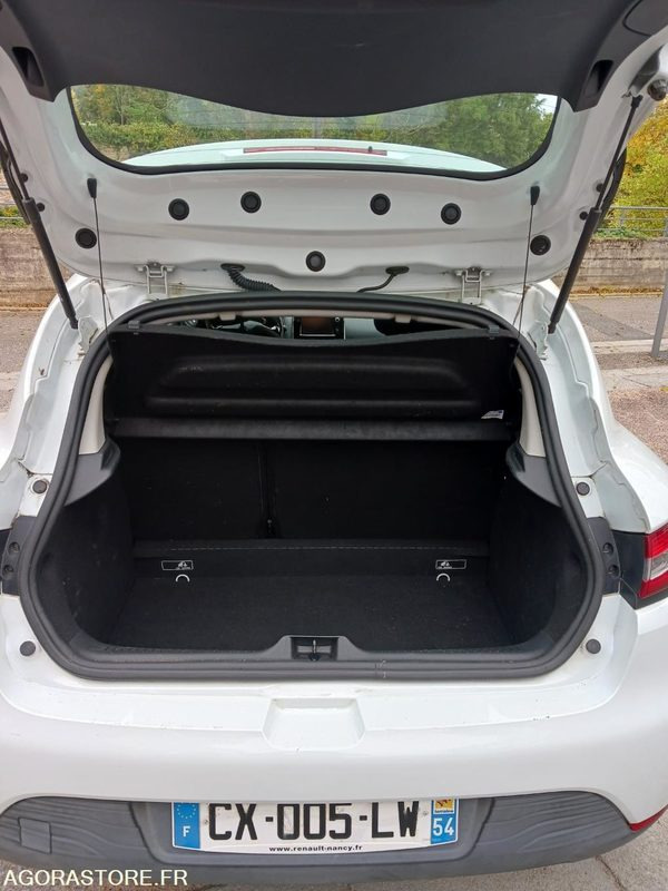 Renault Clio IV 5 Portes 1.5 dCi FAP Energy eco2 S&S 90 cv - Automobil: Foto 5 Renault Clio IV 5 Portes 1.5 dCi FAP Energy eco2 S&S 90 cv - Automobil: Foto 5