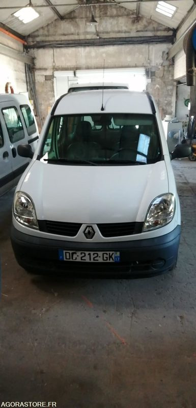 Renault Kangoo 180133 kms 2007 - Autoutilitară compactă: Foto 4 Renault Kangoo 180133 kms 2007 - Autoutilitară compactă: Foto 4
