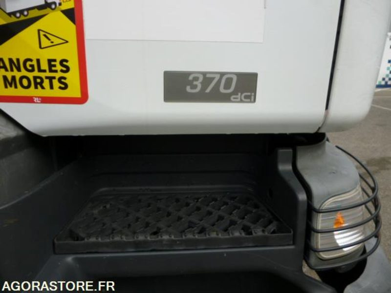 Renault Kerax 6x4 370DCI bras de dépose Marrel 16000kgs 521550 kms 2003 - Camion cu cârlig, Camion cu macara: Foto 5 Renault Kerax 6x4 370DCI bras de dépose Marrel 16000kgs 521550 kms 2003 - Camion cu cârlig, Camion cu macara: Foto 5