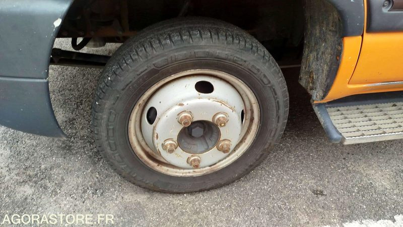 Renault Mascott - 2003 - 191219km - 463BDE31 - Autoutilitară basculantă: Foto 5 Renault Mascott - 2003 - 191219km - 463BDE31 - Autoutilitară basculantă: Foto 5