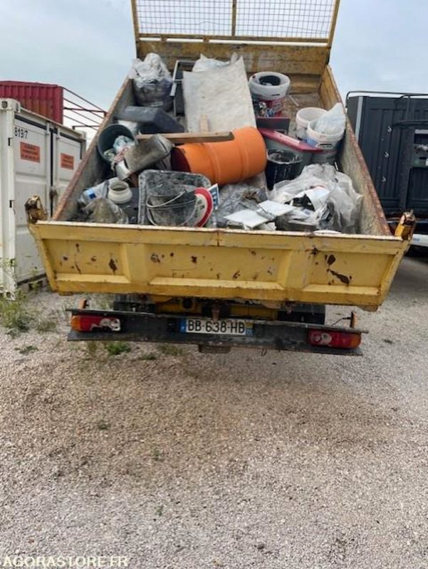 Renault Mascott benne basculante 2010 - Autoutilitară basculantă: Foto 4 Renault Mascott benne basculante 2010 - Autoutilitară basculantă: Foto 4