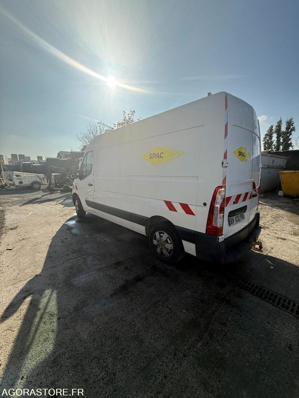 Renault Master H2L2 - 2011 - 272500 KM - Dubă: Foto 3 Renault Master H2L2 - 2011 - 272500 KM - Dubă: Foto 3