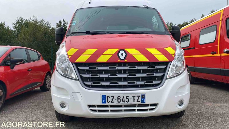 Renault Master III - 23/10/2013 - Ambulanță: Foto 2 Renault Master III - 23/10/2013 - Ambulanță: Foto 2