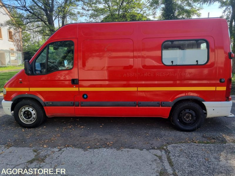 Renault Master L2H2 - CH 738 CG - Compresseur - 2001 - Dubă: Foto 2 Renault Master L2H2 - CH 738 CG - Compresseur - 2001 - Dubă: Foto 2