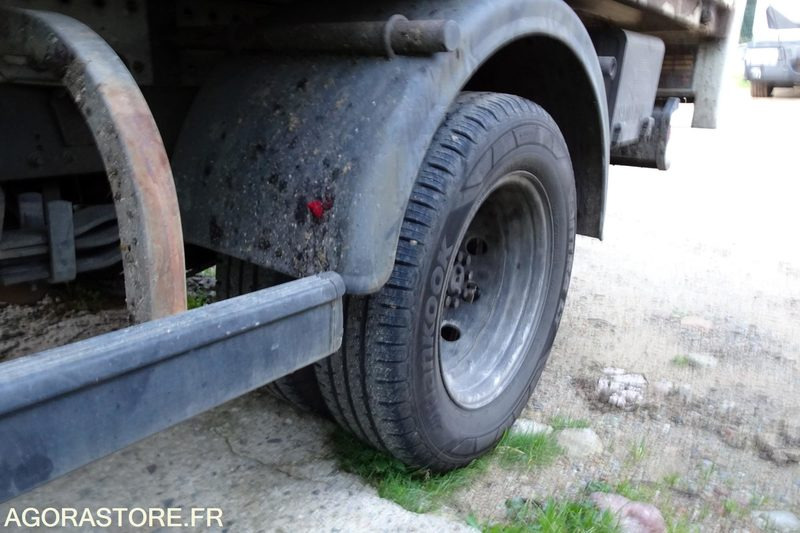 Autoutilitară basculantă Renault Maxity 130 DXI: Foto 14 Autoutilitară basculantă Renault Maxity 130 DXI: Foto 14