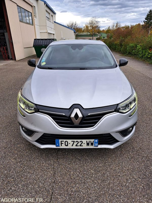 Renault Mégane - 2020 - 170854 kms - Automobil: Foto 3 Renault Mégane - 2020 - 170854 kms - Automobil: Foto 3