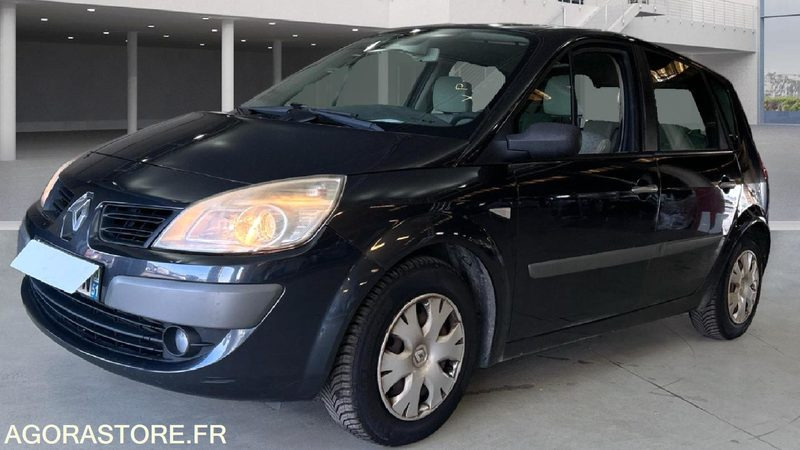 Renault Scénic 1.5 DCI . Contrôle -OK - Motocicletă: Foto 1 Renault Scénic 1.5 DCI . Contrôle -OK - Motocicletă: Foto 1
