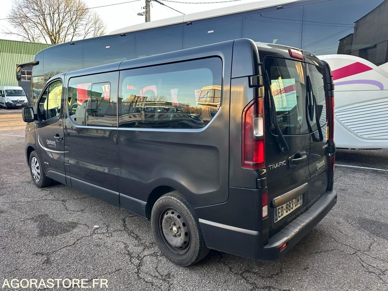 Renault Trafic 9 places / ED-883-DM / 274 888kms - Microbuz, Transport persoane: Foto 3 Renault Trafic 9 places / ED-883-DM / 274 888kms - Microbuz, Transport persoane: Foto 3
