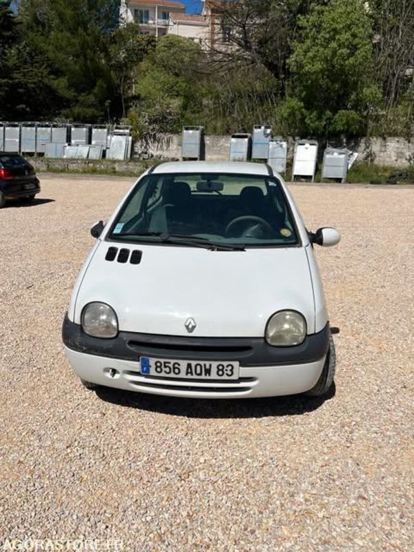 Renault Twingo - 2003 - 127399KM - Automobil: Foto 1 Renault Twingo - 2003 - 127399KM - Automobil: Foto 1