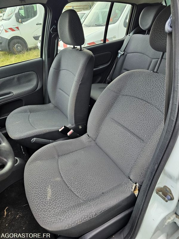 Renault clio - 2008 - 189212km - 2985WX28 - Automobil: Foto 5 Renault clio - 2008 - 189212km - 2985WX28 - Automobil: Foto 5