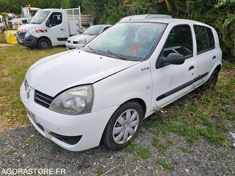 Renault clio - 2008 - 189212km - 2985WX28 - Automobil: Foto 1 Renault clio - 2008 - 189212km - 2985WX28 - Automobil: Foto 1