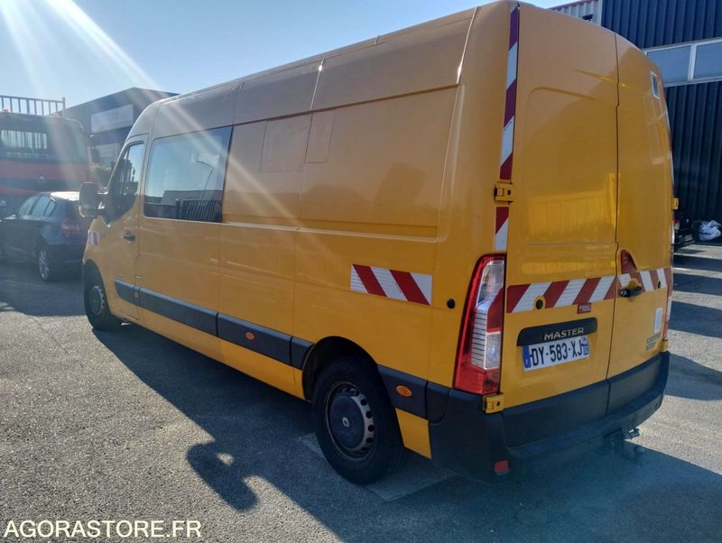 Renault master DCI - 7 places -2016- 82000 km - Autoutilitară compactă: Foto 4 Renault master DCI - 7 places -2016- 82000 km - Autoutilitară compactă: Foto 4