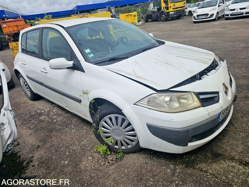 Renault megane - 2008 - 250000km - 3939ZZ76 - Automobil: Foto 2 Renault megane - 2008 - 250000km - 3939ZZ76 - Automobil: Foto 2