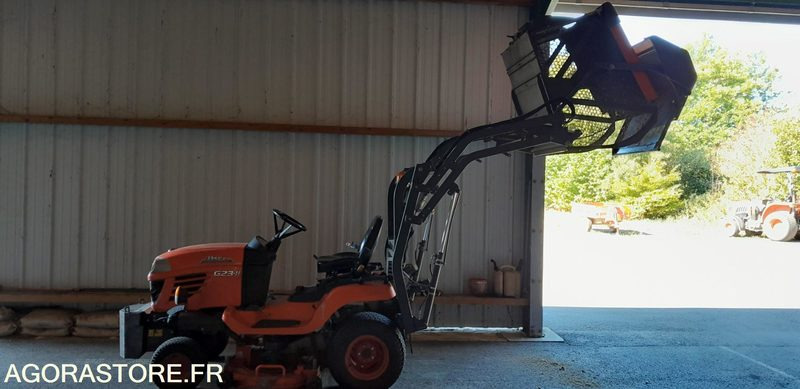 Maşină de tuns iarba TONDEUSE AUTOPORTEE KUBOTA G23: Foto 6