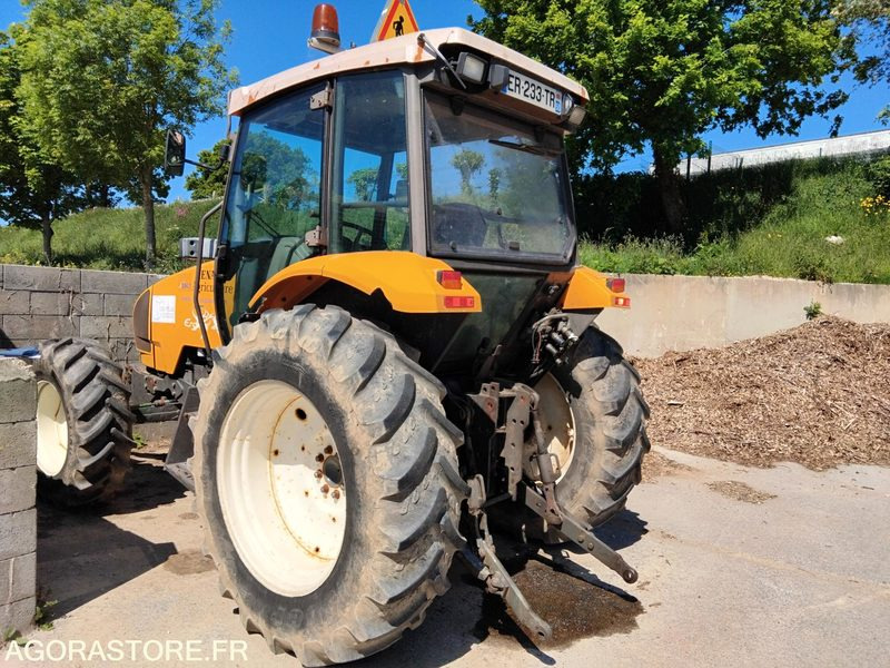 TRACTEUR CLASS ERGOS 436 - Tractor agricol: Foto 2 TRACTEUR CLASS ERGOS 436 - Tractor agricol: Foto 2