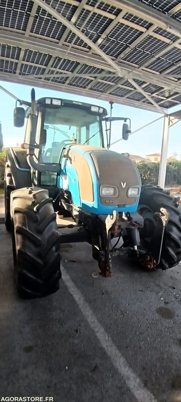 TRACTEUR VALTRA N101H CH-682-EQ 8575H AM 2007 - Tractor agricol: Foto 1 TRACTEUR VALTRA N101H CH-682-EQ 8575H AM 2007 - Tractor agricol: Foto 1