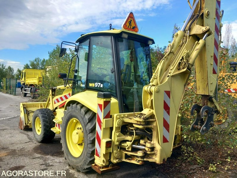 TRACTOPELLE KOMATSU WB 97 R2 (TK0105) - Excavator: Foto 2 TRACTOPELLE KOMATSU WB 97 R2 (TK0105) - Excavator: Foto 2
