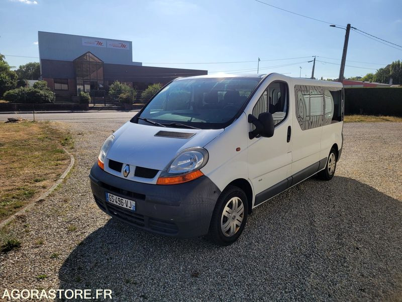 Trafic 9 places L2h1 204 000km 90ch - Microbuz, Transport persoane: Foto 4 Trafic 9 places L2h1 204 000km 90ch - Microbuz, Transport persoane: Foto 4