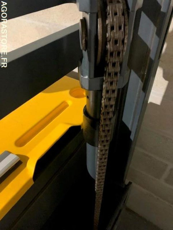 Transpalette électrique sur batteries déchargées. JUNGHEINRICH - Transpalet manual: Foto 3 Transpalette électrique sur batteries déchargées. JUNGHEINRICH - Transpalet manual: Foto 3